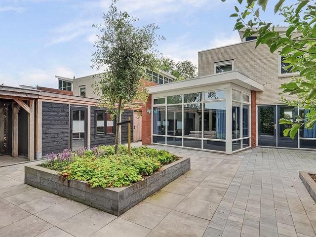 Dagpauwoog 7, 's-Gravendeel