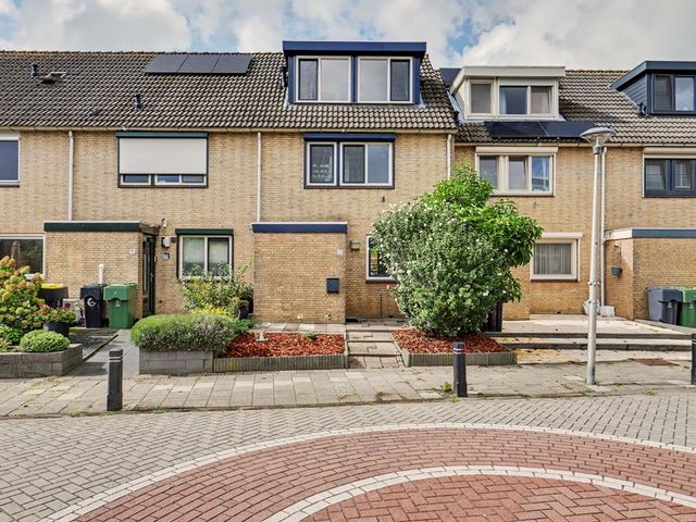 Binnensingel 17, Strijen