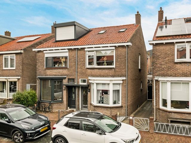 Burgemeester Ypeijstraat 12, Sliedrecht