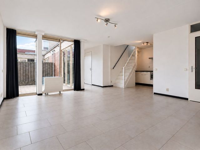J.J. Slauerhoffstraat 80, Almere