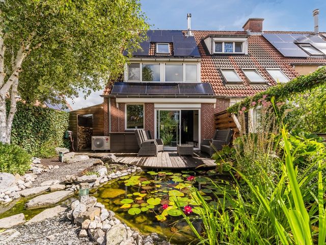 Willemsbos 101, Hoofddorp