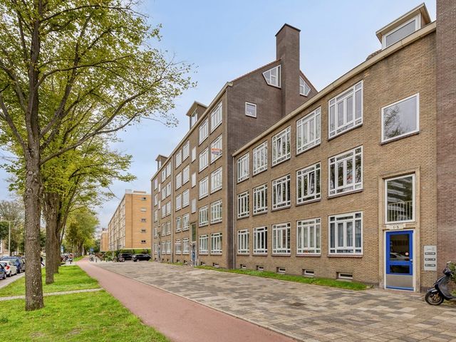 Groen van Prinstererlaan 15, 's-Gravenhage