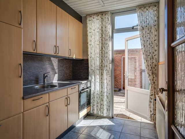 Gavarellestraat 36, Stein