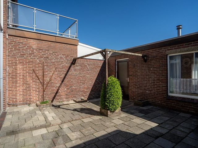 Gavarellestraat 36, Stein