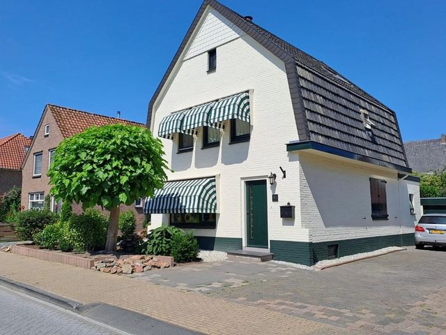 Zeelandsestraat 12, Millingen aan de Rijn