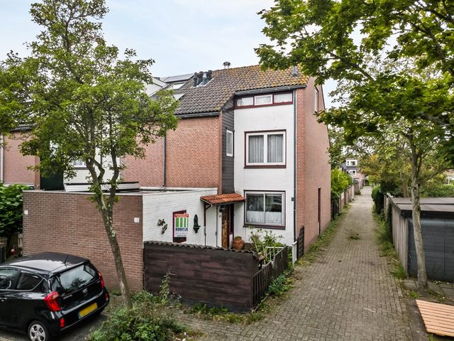 Koraal 42, Katwijk
