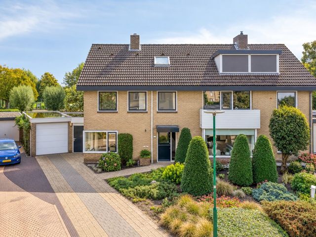 De Deel 17, Veenendaal