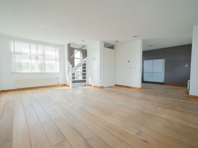 Laan van Broekpolder 34, Beverwijk