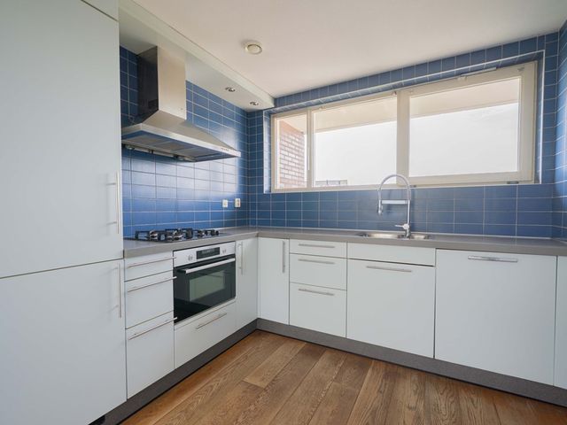 Laan van Broekpolder 34, Beverwijk