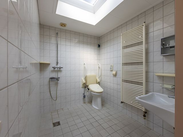 Buren 25, Makkum