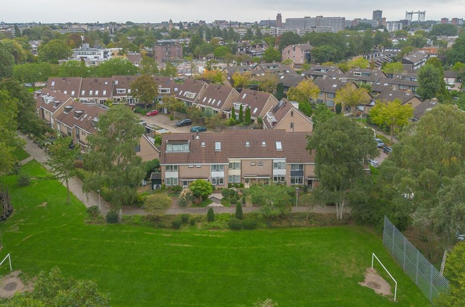 van Limburg Stirumplnts 24