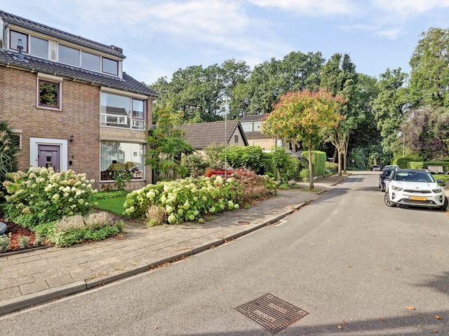 Middelberglaan 2, Ede