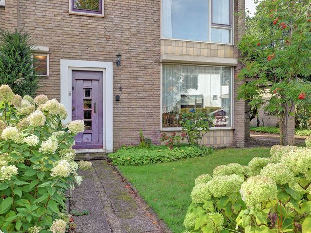 Middelberglaan 2, Ede
