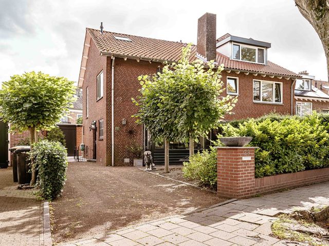 Corantijnstraat 33, Santpoort-Noord