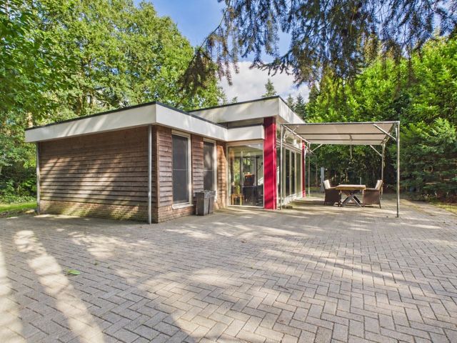 Roosendaalsebaan 30, Schijf
