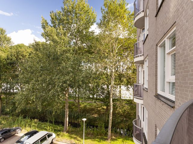 Zeezigt 150, Diemen