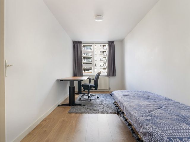 Zeezigt 150, Diemen