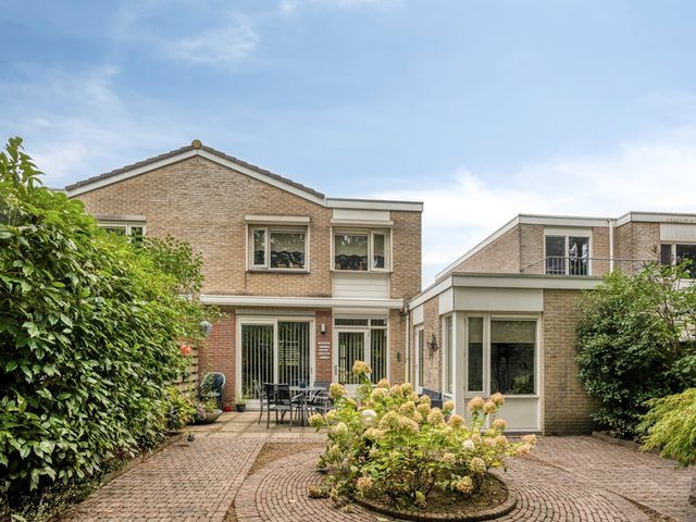 Floralaan 6, Veenendaal