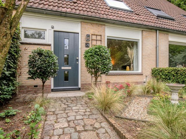 Elzenhof 21, Renswoude