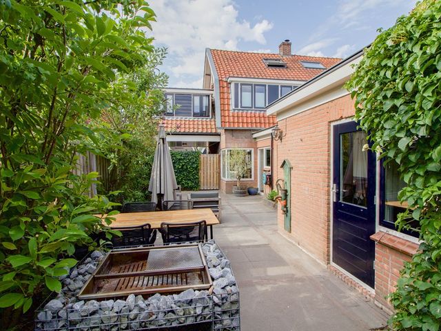 Koningin Emmastraat 7, Bunschoten-Spakenburg