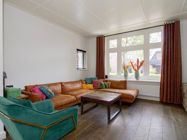 Koningin Emmastraat 7, Bunschoten-Spakenburg