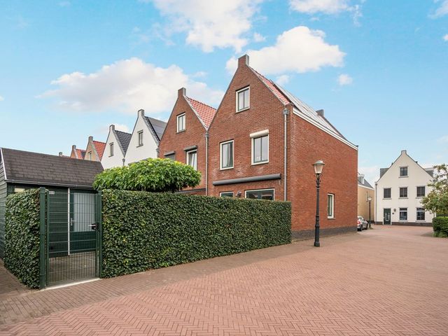 Meerpad 7, Uitgeest