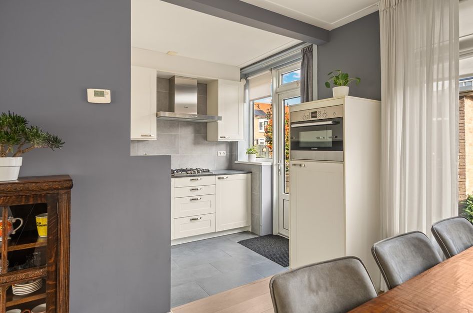 Burg Schaapstraat 34