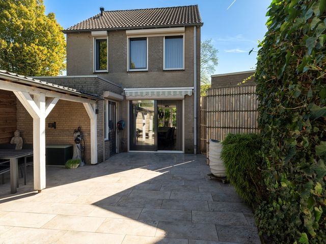 Tjalkhof 6, 's-Hertogenbosch