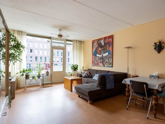 Zonnelaan 243, Groningen