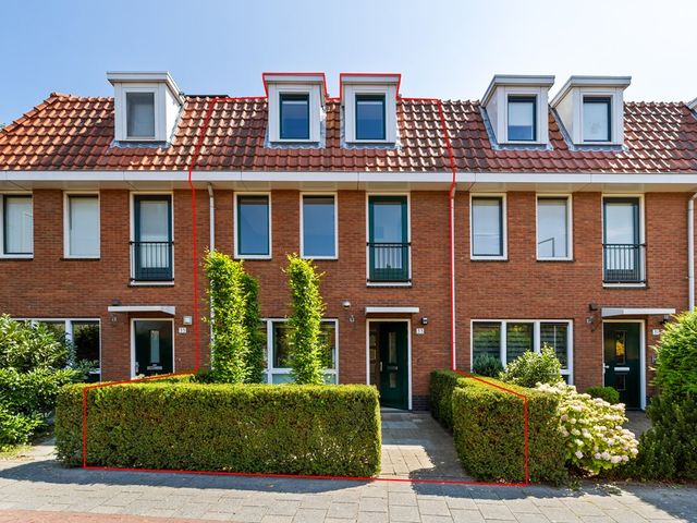 Zandberglaan 33, 's-Gravenhage