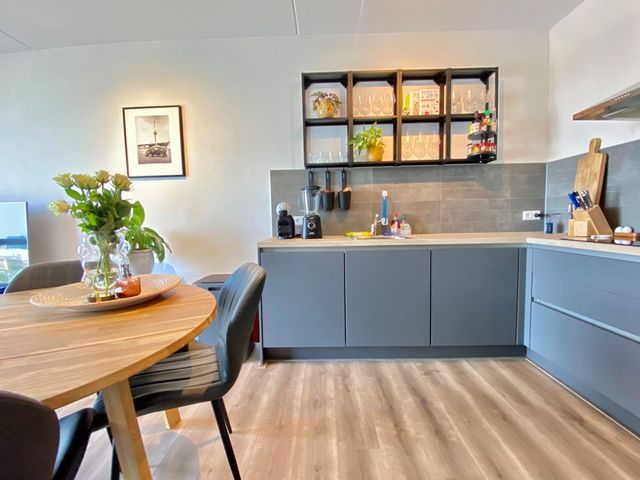 Laakweg 28V, 's-Gravenhage