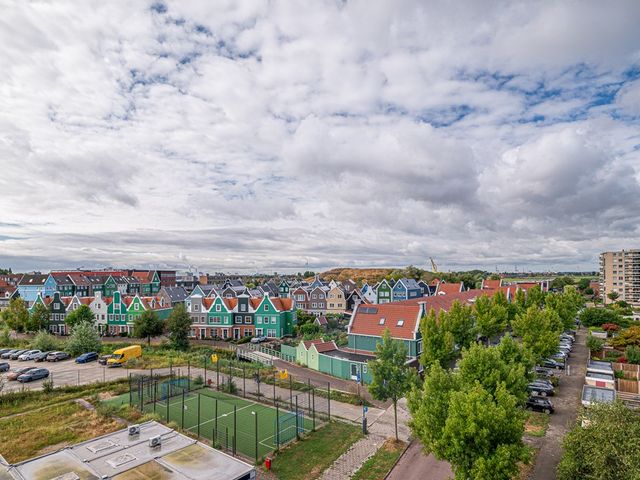 Prelude 37, Zaandam