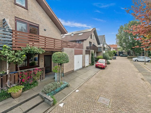Werve 60, Maasland