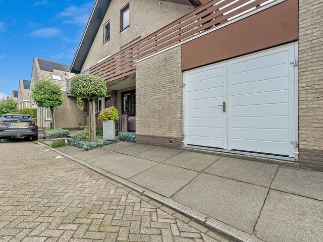 Werve 60, Maasland