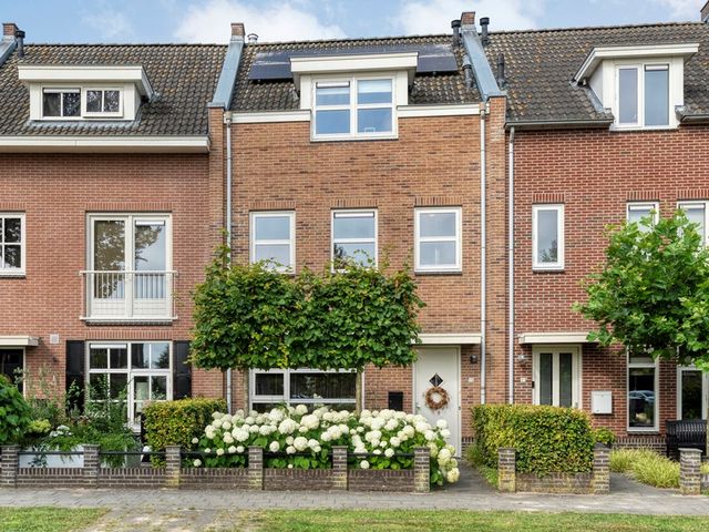 Van Kouwenborchstraat 59, Hardenberg