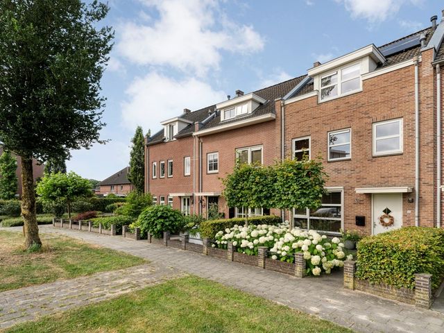 Van Kouwenborchstraat 59, Hardenberg
