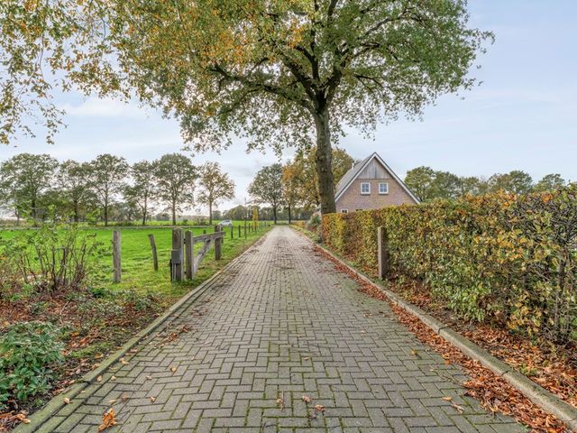 Emtenbroekerdijk 40, Bruchterveld