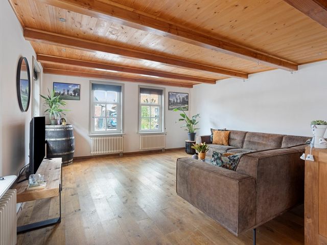 Oostwouder Dorpsstraat 57, Oostwoud