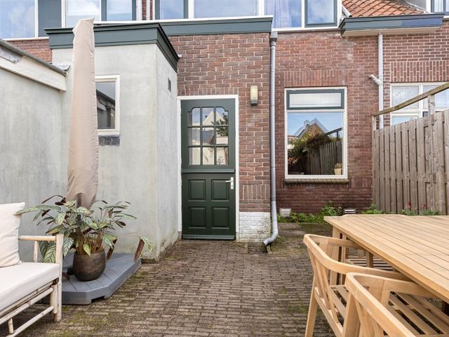 Koningstraat 21, Leiderdorp