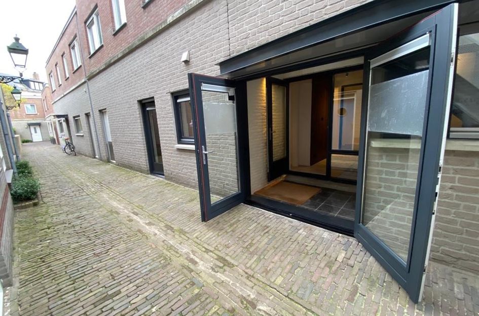 Sint Andriesstraatje 1E