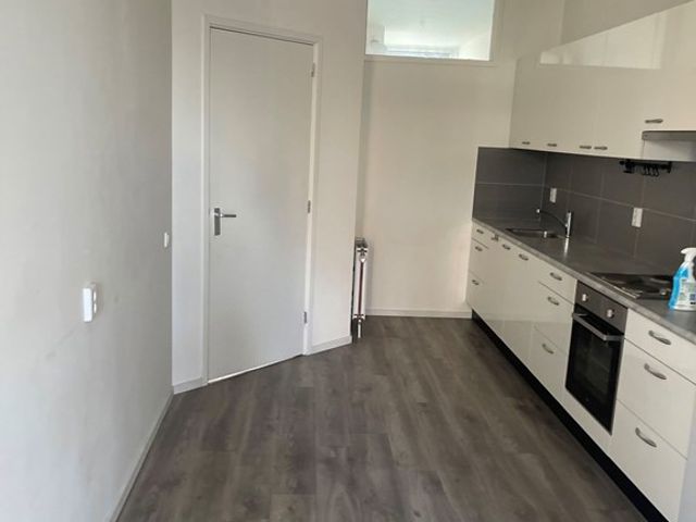 Oudedijk 188A, Rotterdam