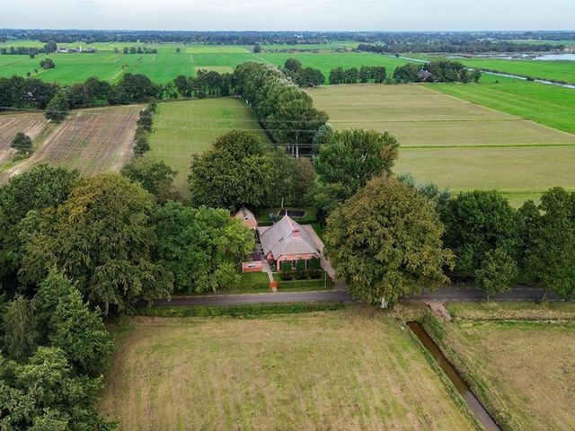Hooiweg 38, Lucaswolde