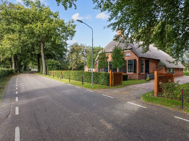 Hooiweg 38, Lucaswolde