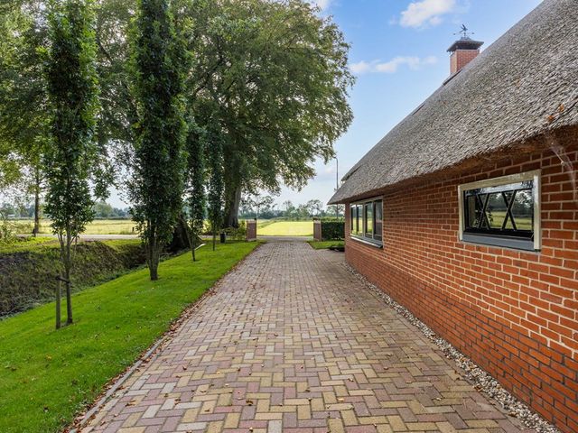 Hooiweg 38, Lucaswolde