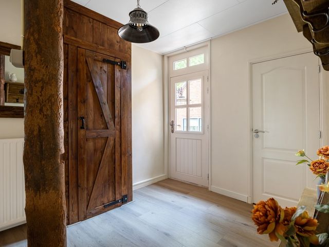 Hooiweg 38, Lucaswolde
