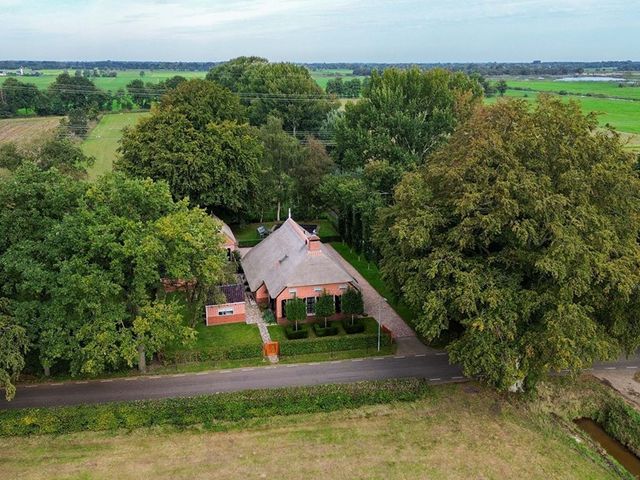 Hooiweg 38, Lucaswolde