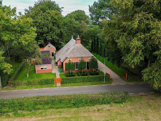 Hooiweg 38, Lucaswolde