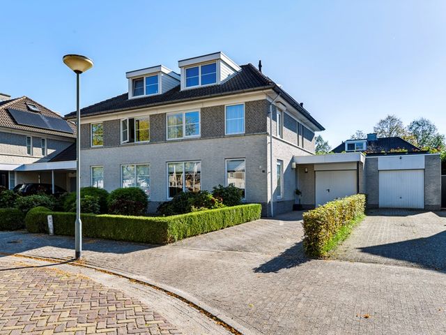 Pastoor Müskenshof 13, Moergestel