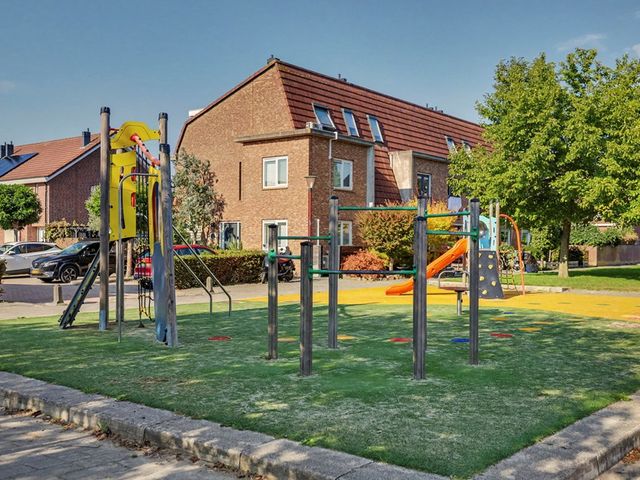 Haagwinde 17, Puttershoek