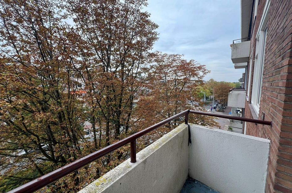 Admiraal de Ruyterweg 36D